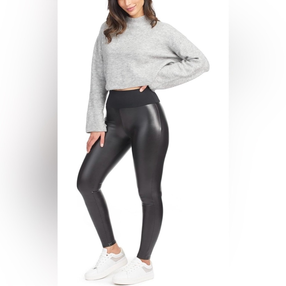 NWT Spanx Red Hot Black faux leather leggings pants shapewear